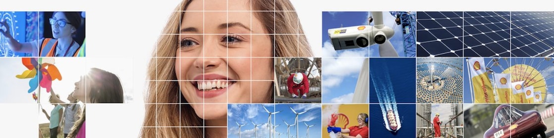 سيدة تقف بين الجبال حاملة حقائب