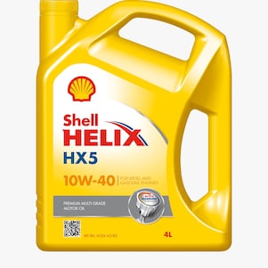 صورة مقربة لعبوة زيت شل Helix HX5 10W-40