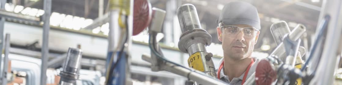 Engineer working with Shell Lubricants
